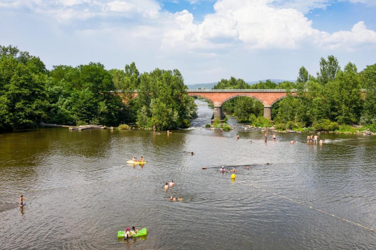Camping De La Bageasse Бріуд Екстер'єр фото
